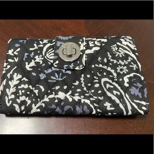 BRAND NEW Vera Bradley Wallet
